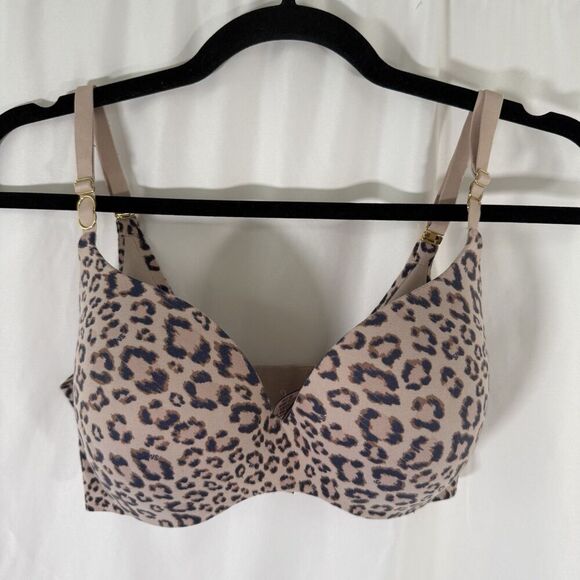Victoria's Secret Other - Victoria's Secret Bra Women's 34D Beige Leopord Print Underwired Padded Hook Eye